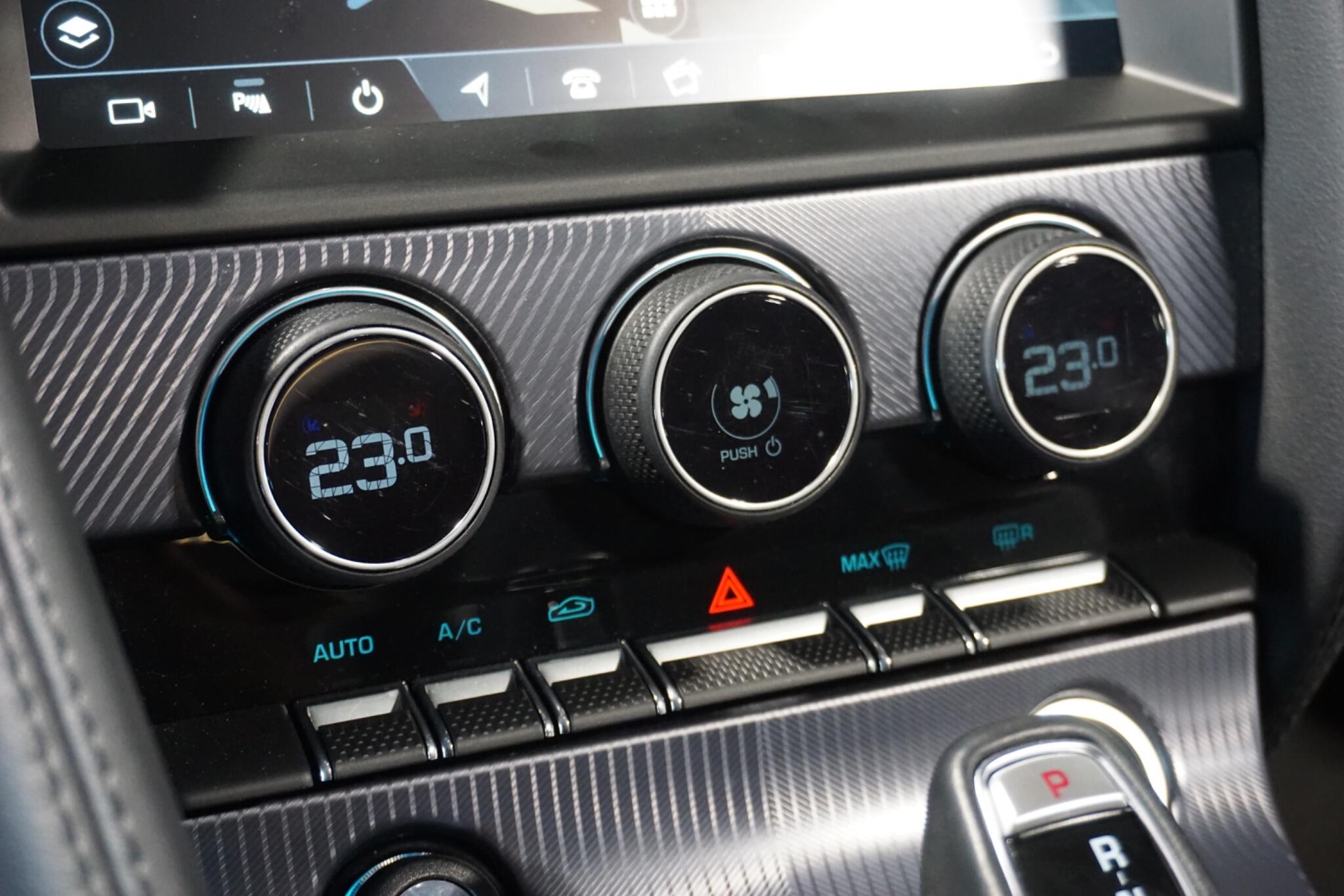 Jaguar F-Type 2.0i R-Dynamic Convertible 2dr Petrol Auto Euro 6 (s/s) (300 ps)